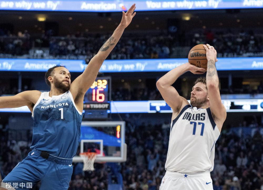 浓墨重彩的 浓墨重彩的