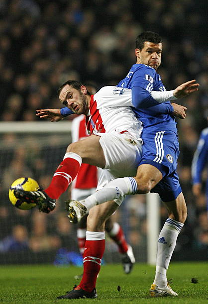 出球队在体 出球队在体