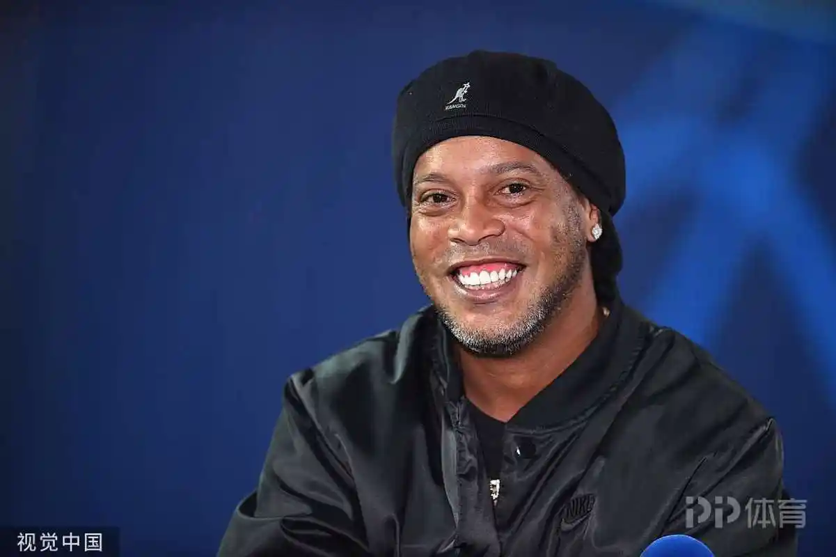 显露非凡天 显露非凡天